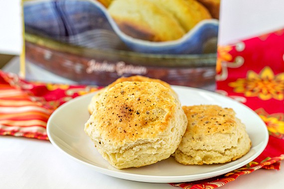 Southern Buttermilk Biscuits from Biscuits by Jackie Garvin | pastrychefonline.com