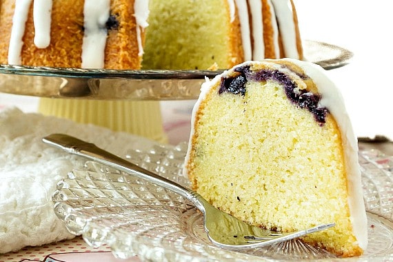 blueberry lemongrass pound cake | pastrychefonline.com