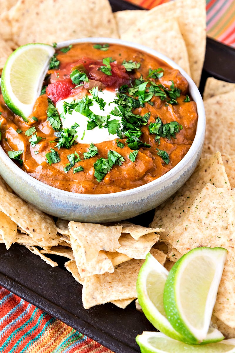 This spicy chili cheese dip recipe makes enough queso to serve a crowd. With several ways to adjust the spiciness, this dip is sure to please almost everyone! | pastrychefonline.com