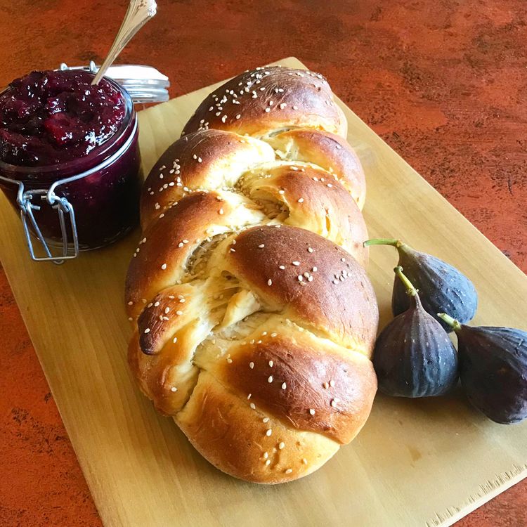 A reader's loaf of Armenian Easter bread with fig jam and 3 fresh figs.