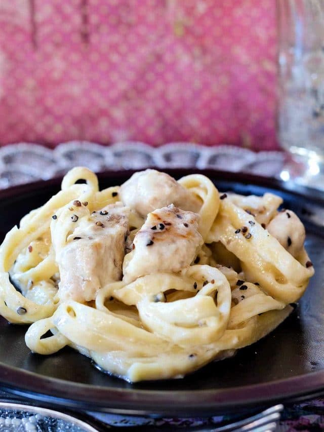 cropped-fettuccine-and-cream-sauce-1200.jpg
