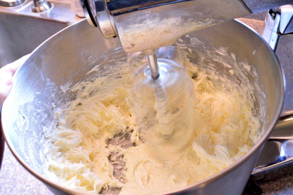 creaming butter for the creaming method