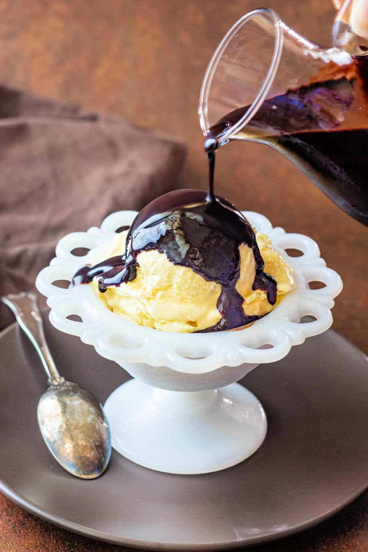 Easy Homemade Vanilla Ice Cream - My Fearless Kitchen