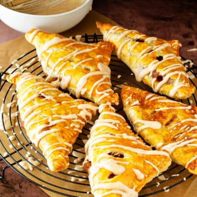 Puff Pastry Spiced Apple Turnovers